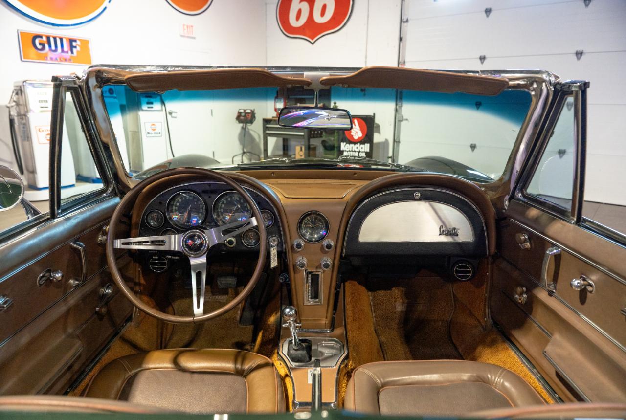 Chevrolet Corvette 2D Convertible 1967