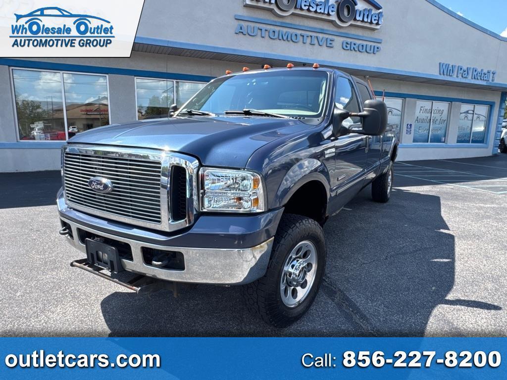 2006 Ford Super Duty F-350 SRW Crew Cab 156" XL 4WD