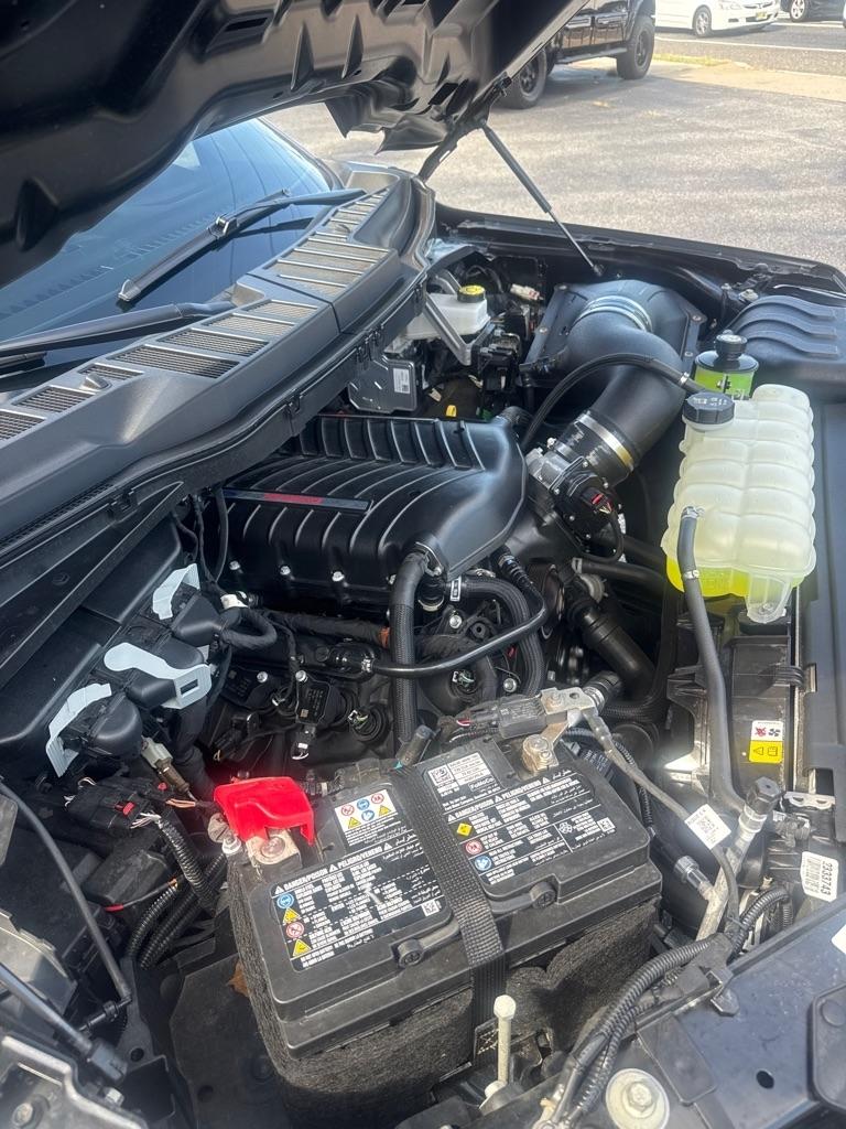 Ford F-150 XL 4WD Reg Cab 8' Box 2025
