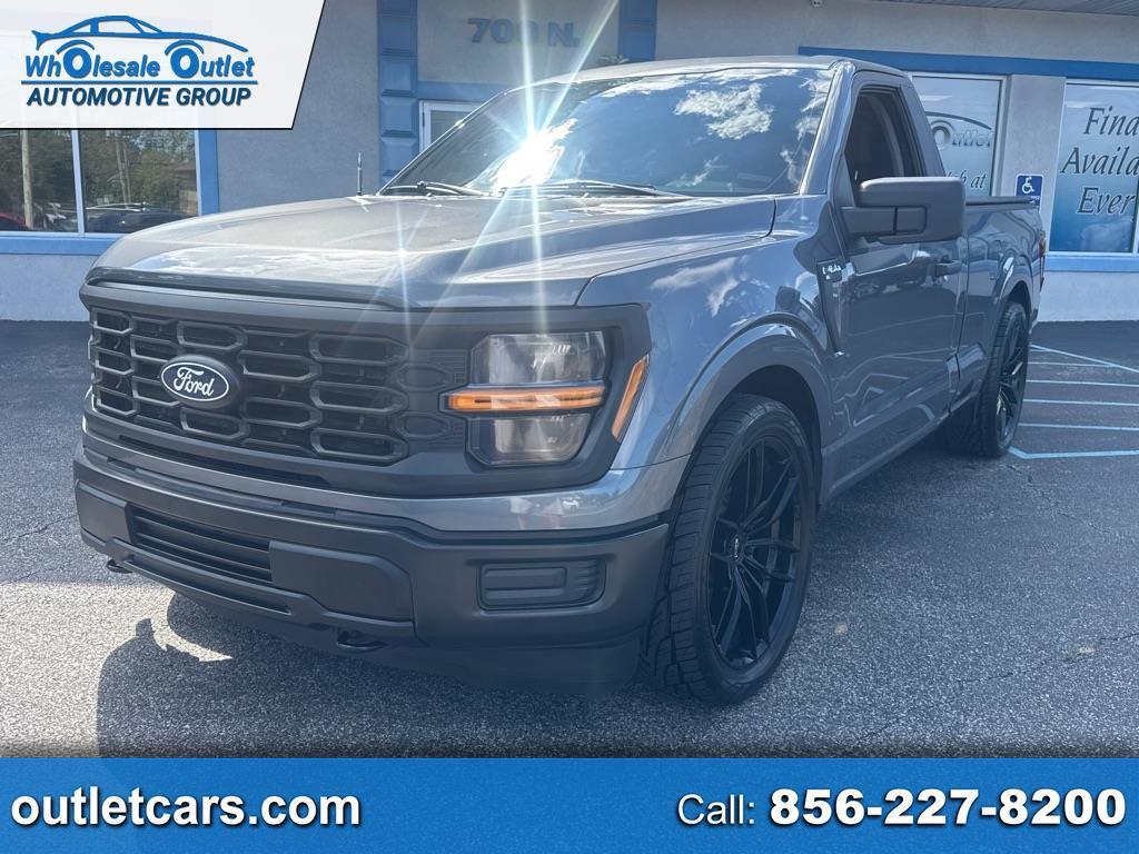 Ford F-150 XL 4WD Reg Cab 8' Box 2025