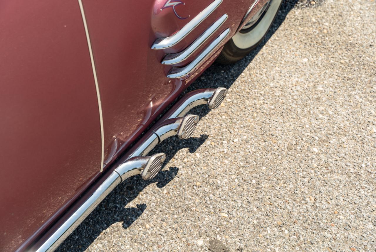 Ford Crown Victoria  1953