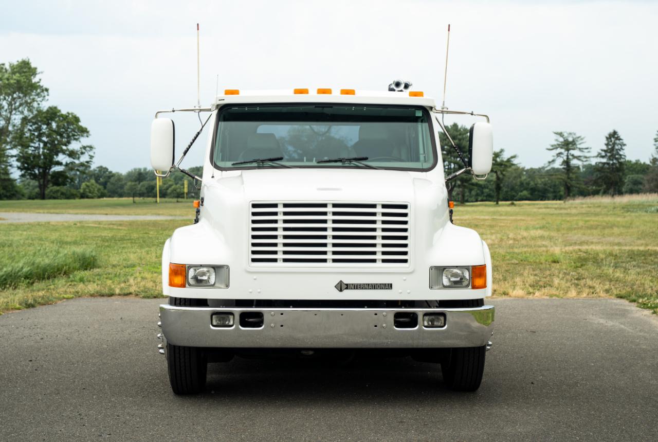 International 4700  2000