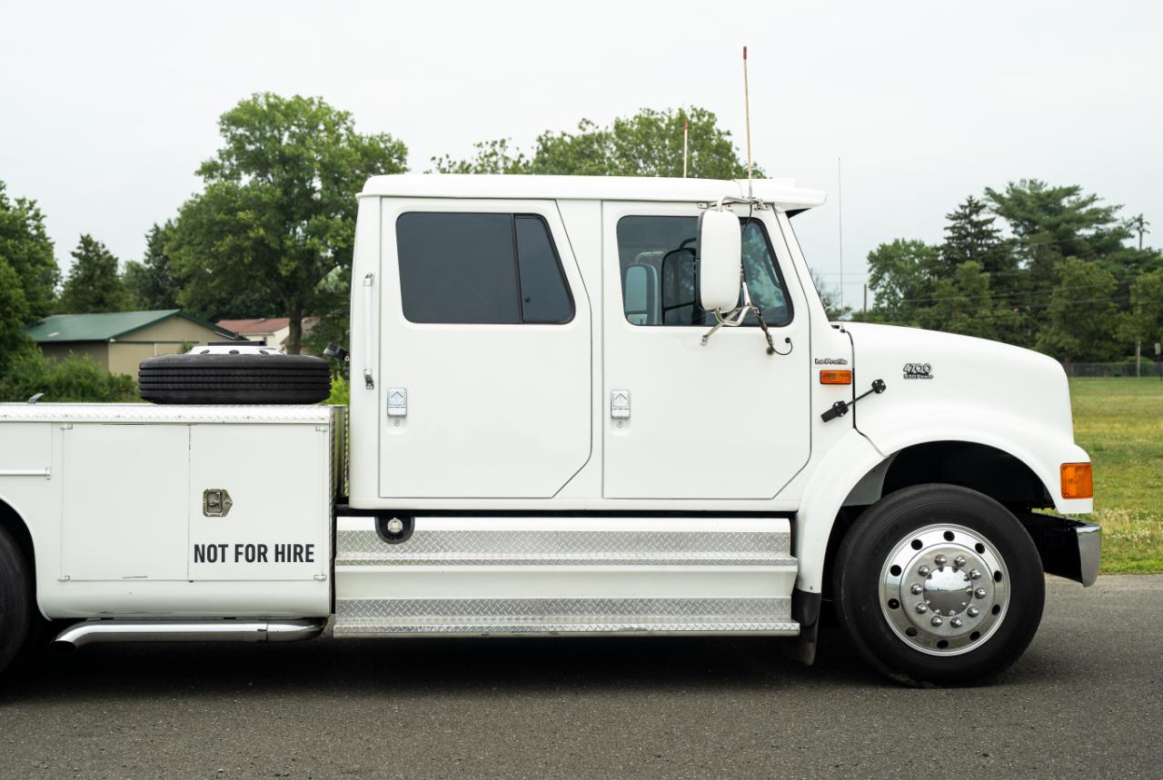International 4700  2000