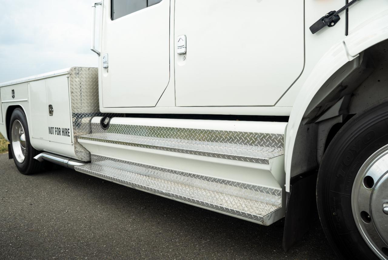 International 4700  2000