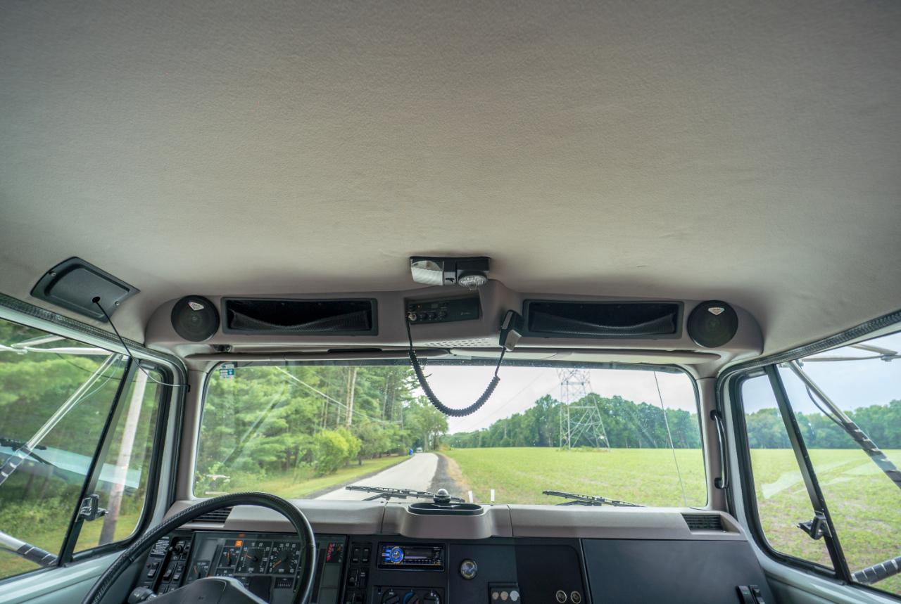International 4700  2000
