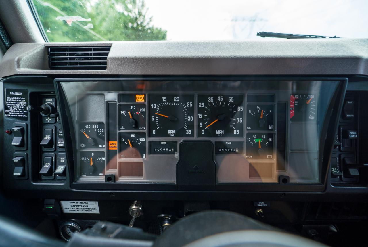 International 4700  2000