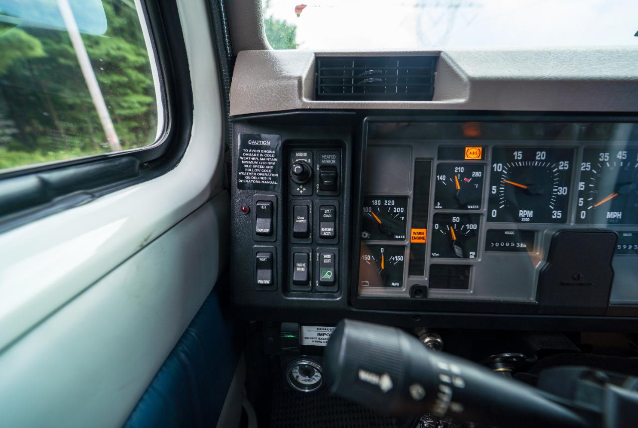 International 4700  2000