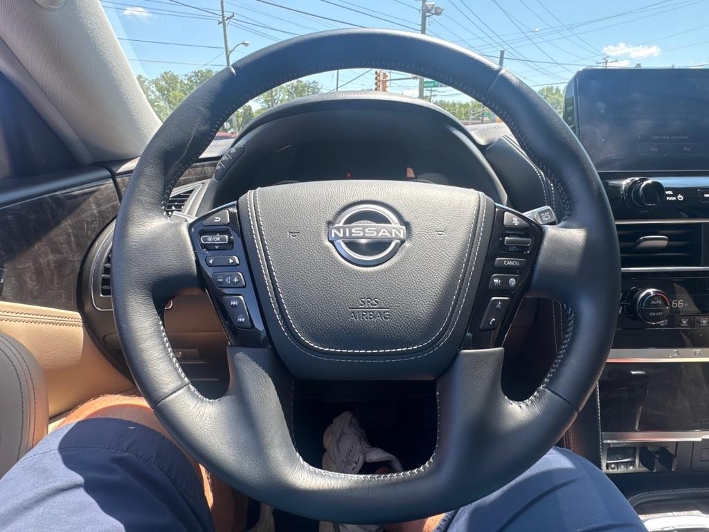 Nissan Armada 4x4 Platinum 2023