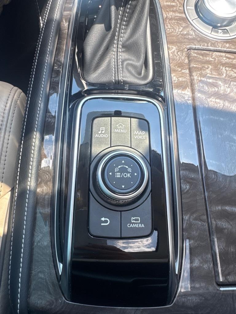 Nissan Armada 4x4 Platinum 2023