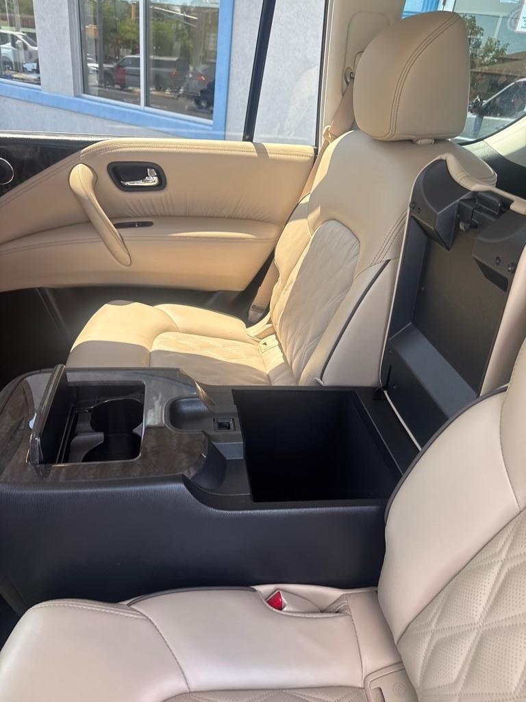 Nissan Armada 4x4 Platinum 2023