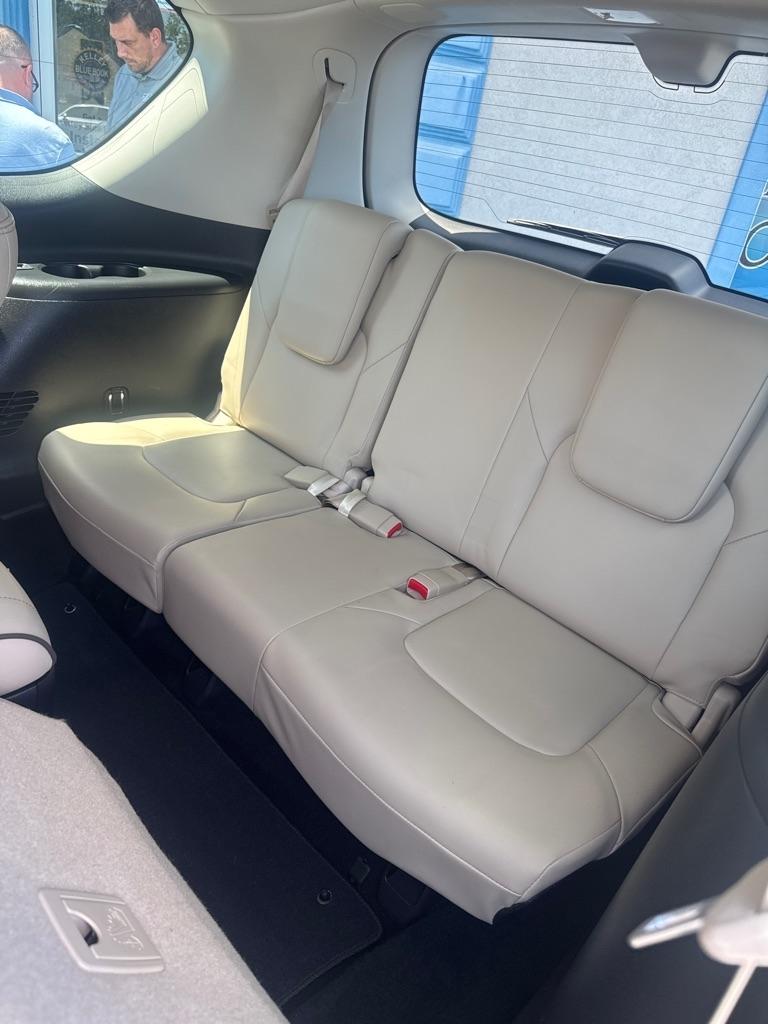 Nissan Armada 4x4 Platinum 2023