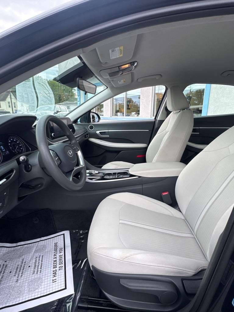 Hyundai Sonata SE 2.5L 2023