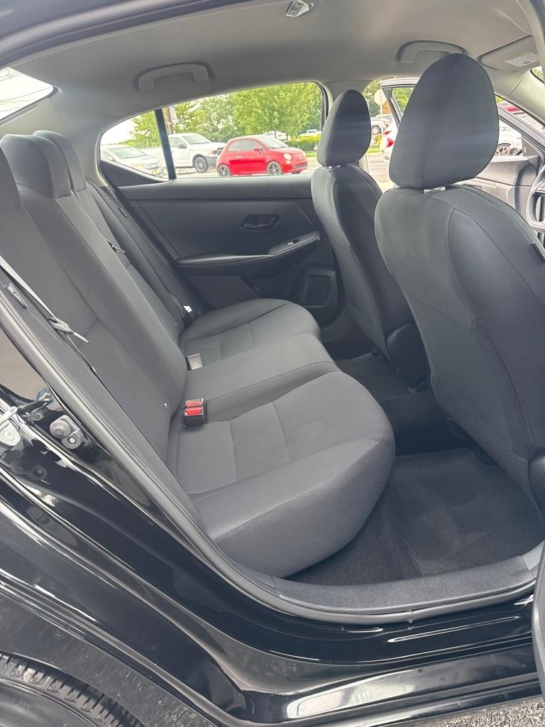 Nissan Sentra S CVT 2024