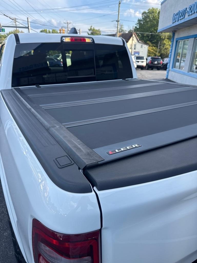 RAM 1500 Longhorn 4x4 Crew Cab 5'7" Box 2021