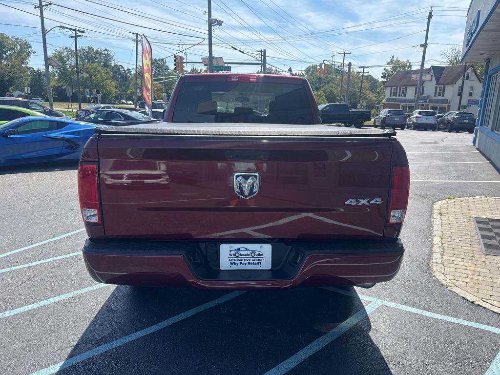 RAM 1500 Express 4x4 Quad Cab 6'4" Box 2018