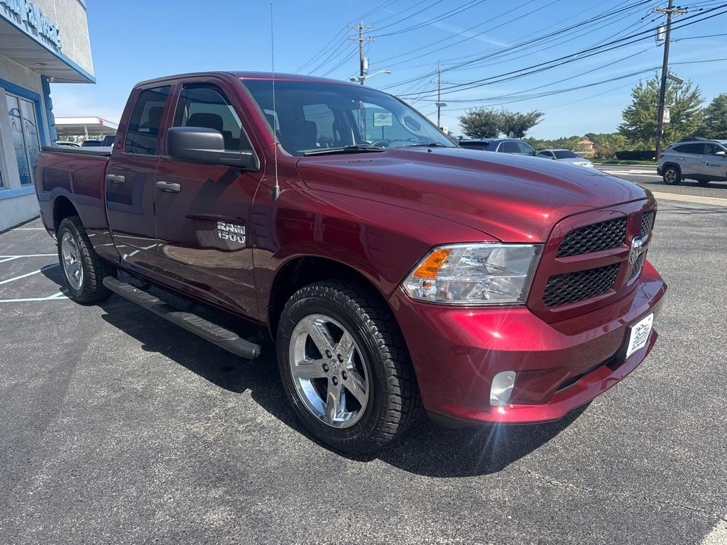 RAM 1500 Express 4x4 Quad Cab 6'4" Box 2018