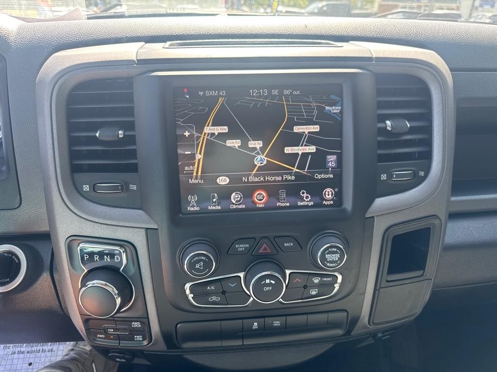 RAM 1500 Express 4x4 Quad Cab 6'4" Box 2018