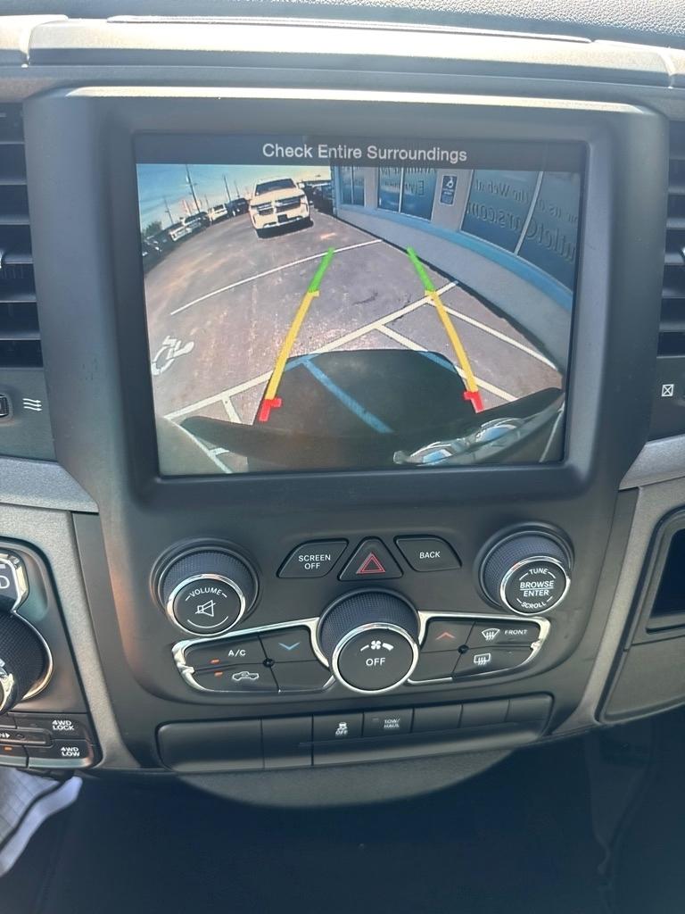 RAM 1500 Express 4x4 Quad Cab 6'4" Box 2018