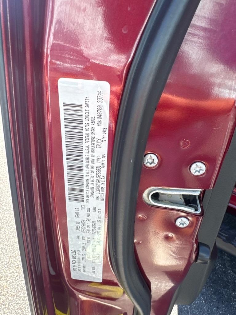 RAM 1500 Express 4x4 Quad Cab 6'4" Box 2018