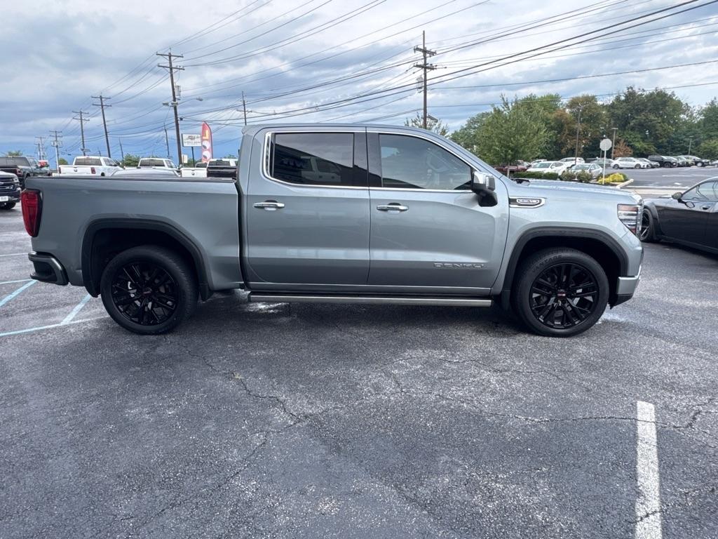 GMC Sierra 1500 4WD Crew Cab 147" Denali 2023