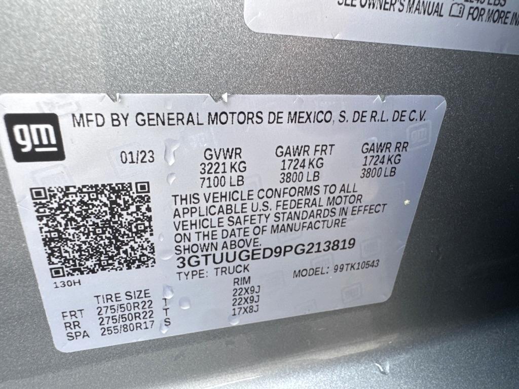 GMC Sierra 1500 4WD Crew Cab 147" Denali 2023