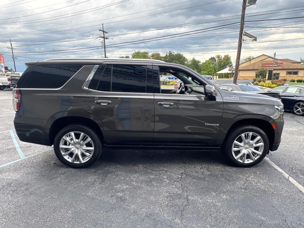 Chevrolet Tahoe 4WD 4dr High Country 2021