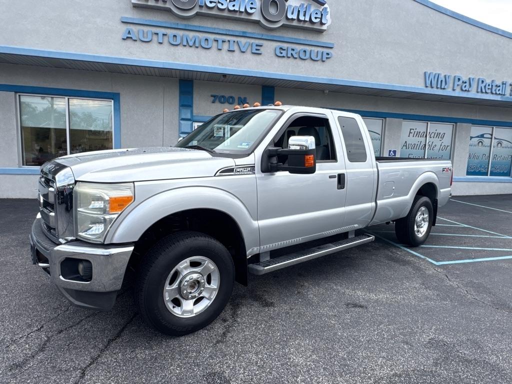 Ford Super Duty F-250 SRW 4WD SuperCab 142" Lariat 2011