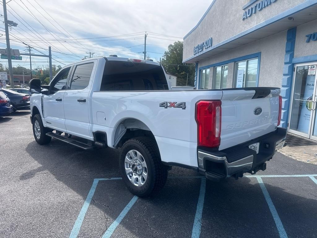 Ford Super Duty F-250 SRW King Ranch 4WD Crew Cab 8' Box 2024
