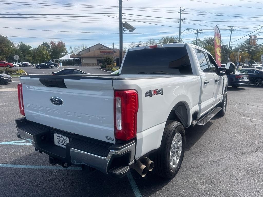 Ford Super Duty F-250 SRW King Ranch 4WD Crew Cab 8' Box 2024