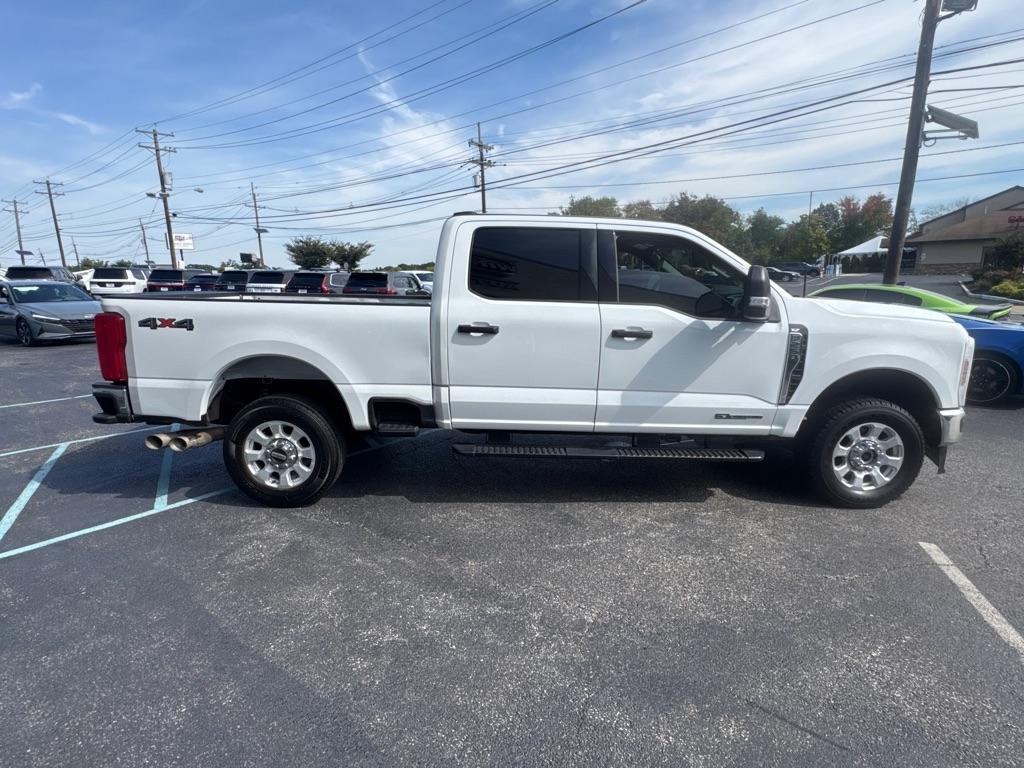Ford Super Duty F-250 SRW King Ranch 4WD Crew Cab 8' Box 2024