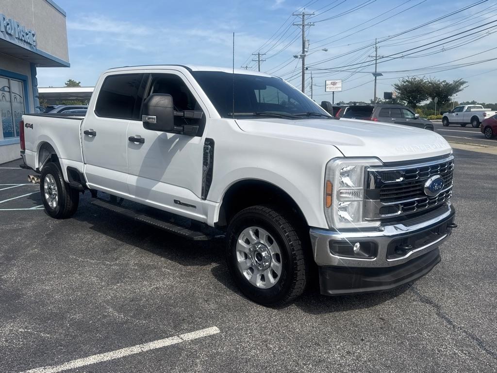 Ford Super Duty F-250 SRW King Ranch 4WD Crew Cab 8' Box 2024