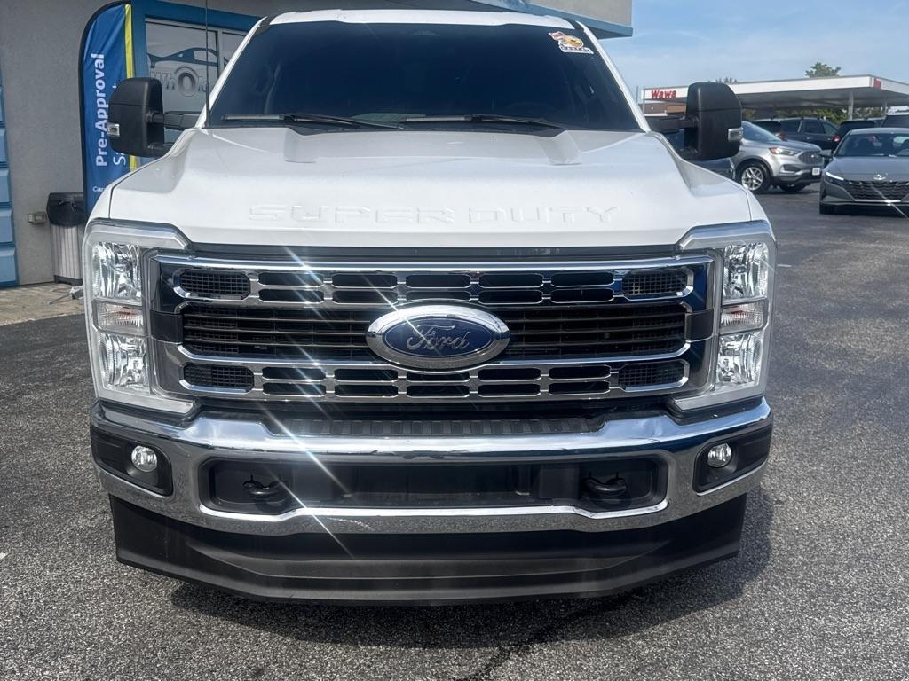 Ford Super Duty F-250 SRW King Ranch 4WD Crew Cab 8' Box 2024