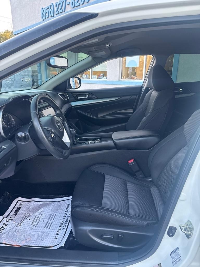 Nissan Maxima 4dr Sdn 3.5 S 2016
