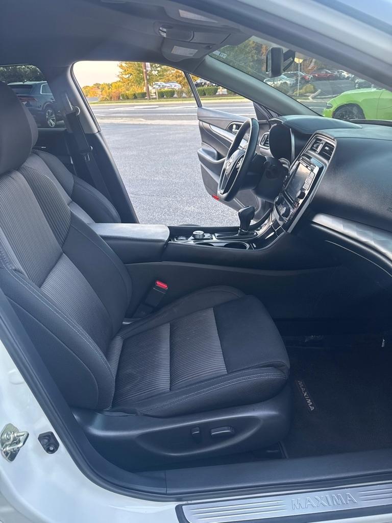 Nissan Maxima 4dr Sdn 3.5 S 2016