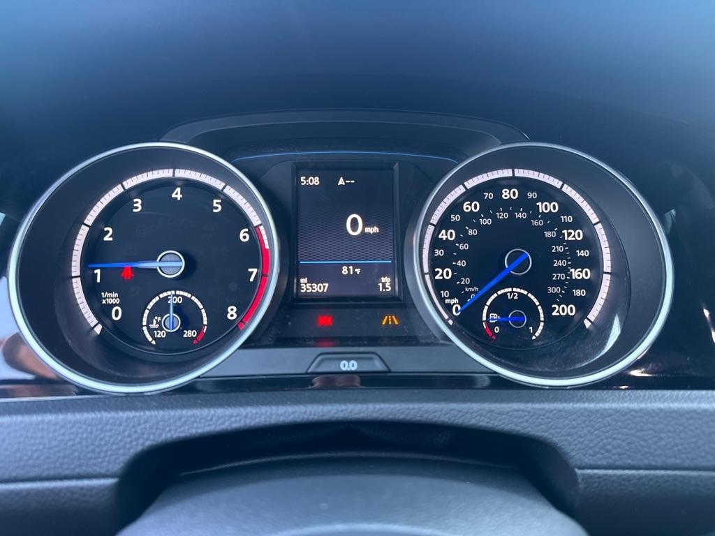 Volkswagen Golf R 4-Door Manual w/DCC/Nav 2017