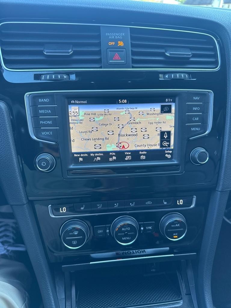 Volkswagen Golf R 4-Door Manual w/DCC/Nav 2017