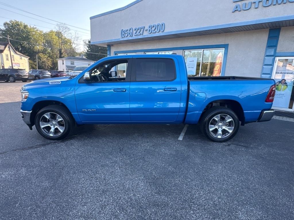 RAM 1500 Laramie 4x4 Crew Cab 5'7" Box 2023
