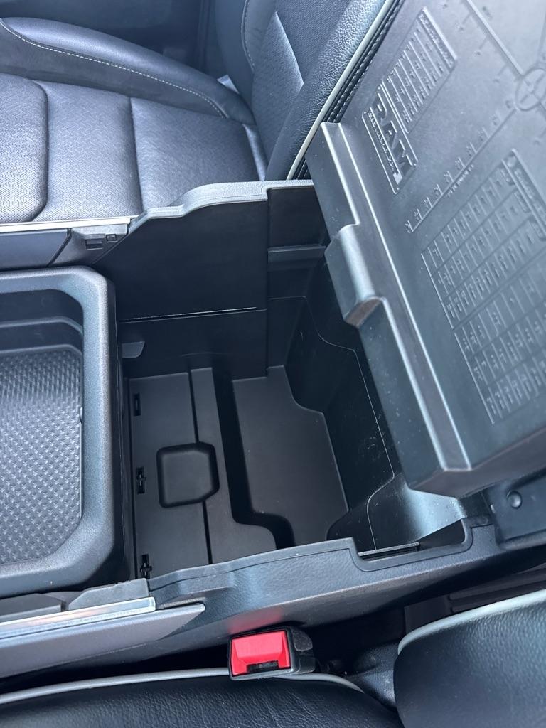 RAM 1500 Laramie 4x4 Crew Cab 5'7" Box 2023