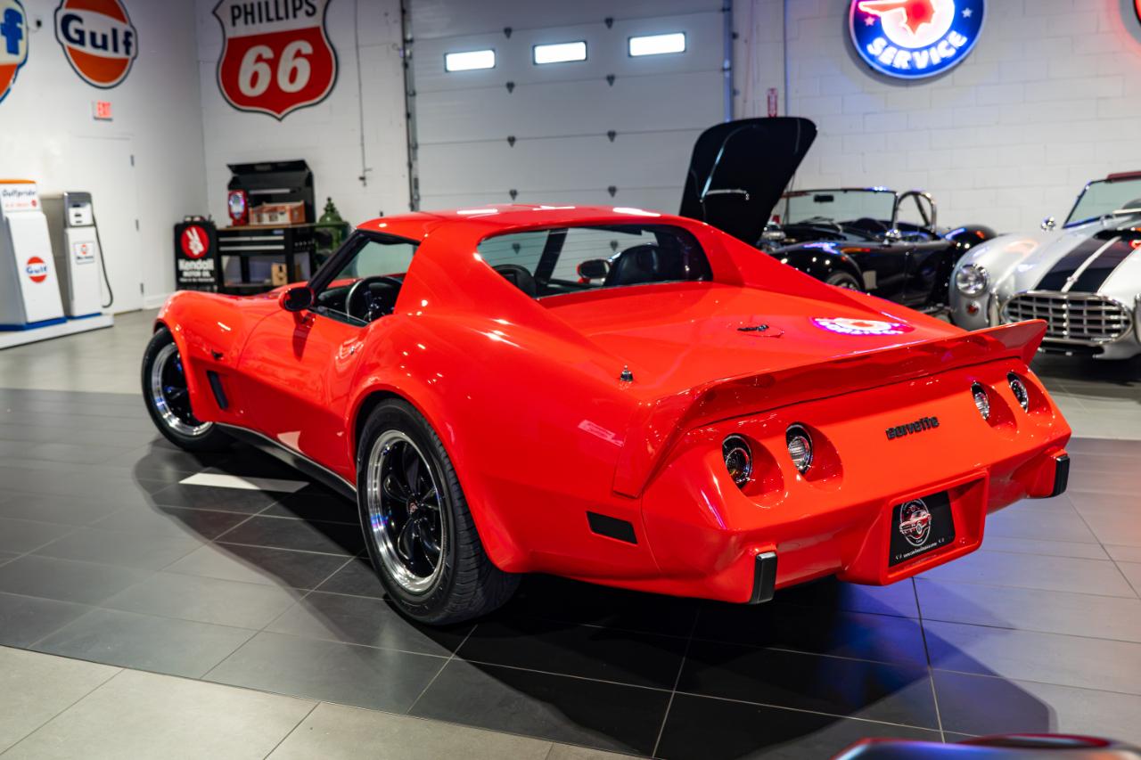 Chevrolet Corvette  1977