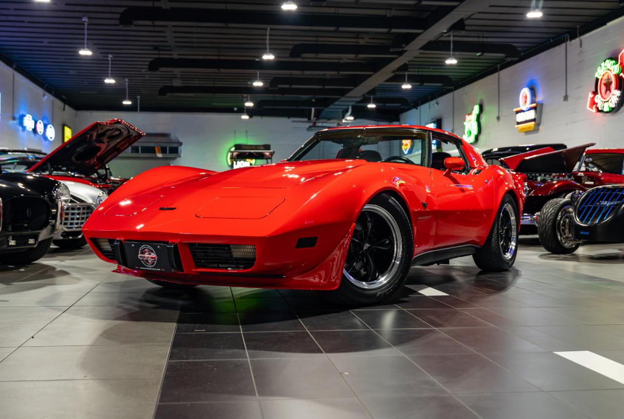 Chevrolet Corvette  1977