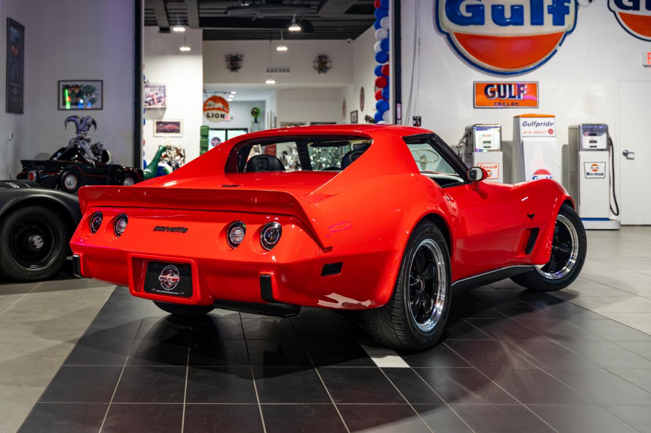 Chevrolet Corvette  1977