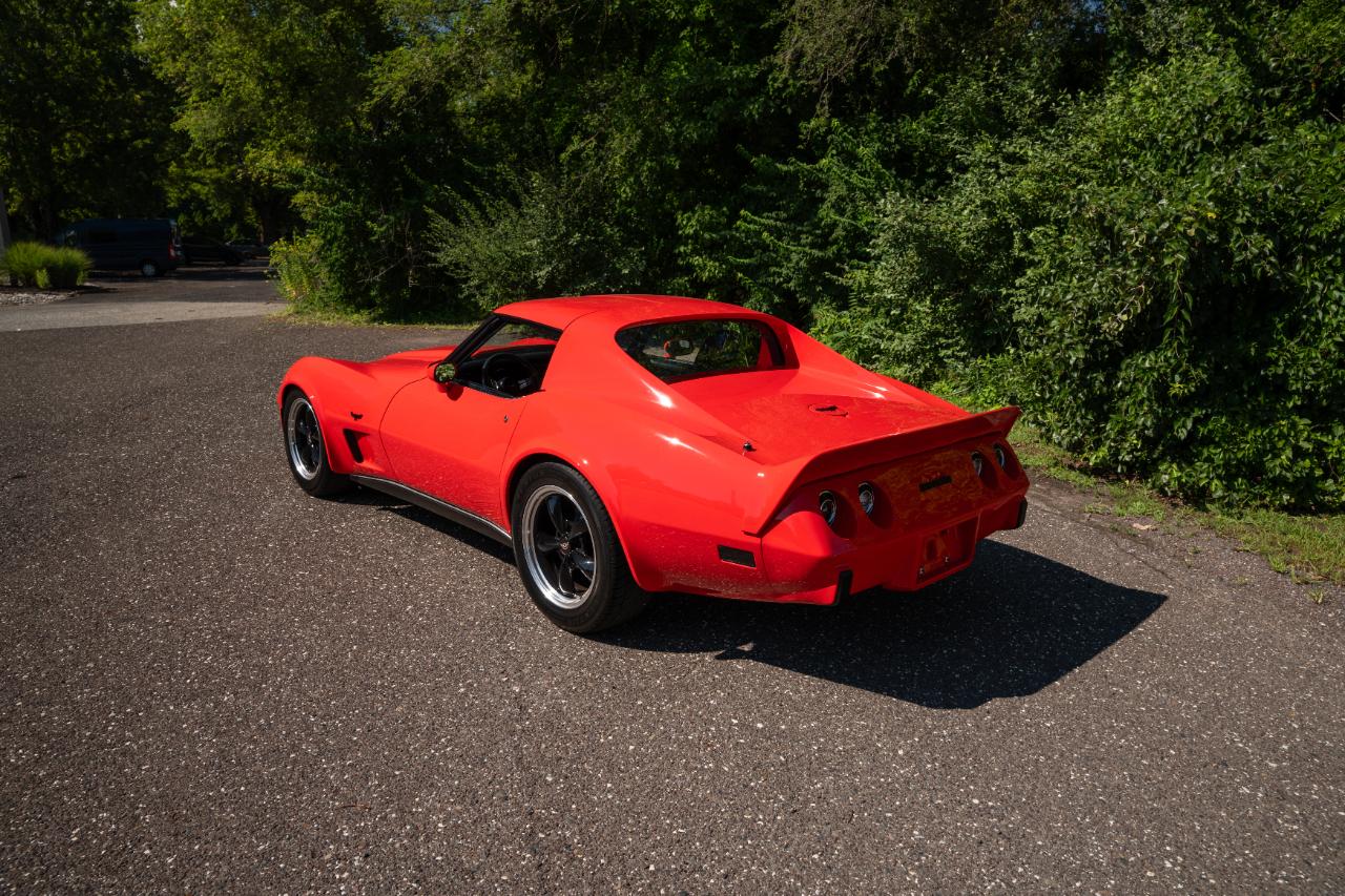 Chevrolet Corvette  1977