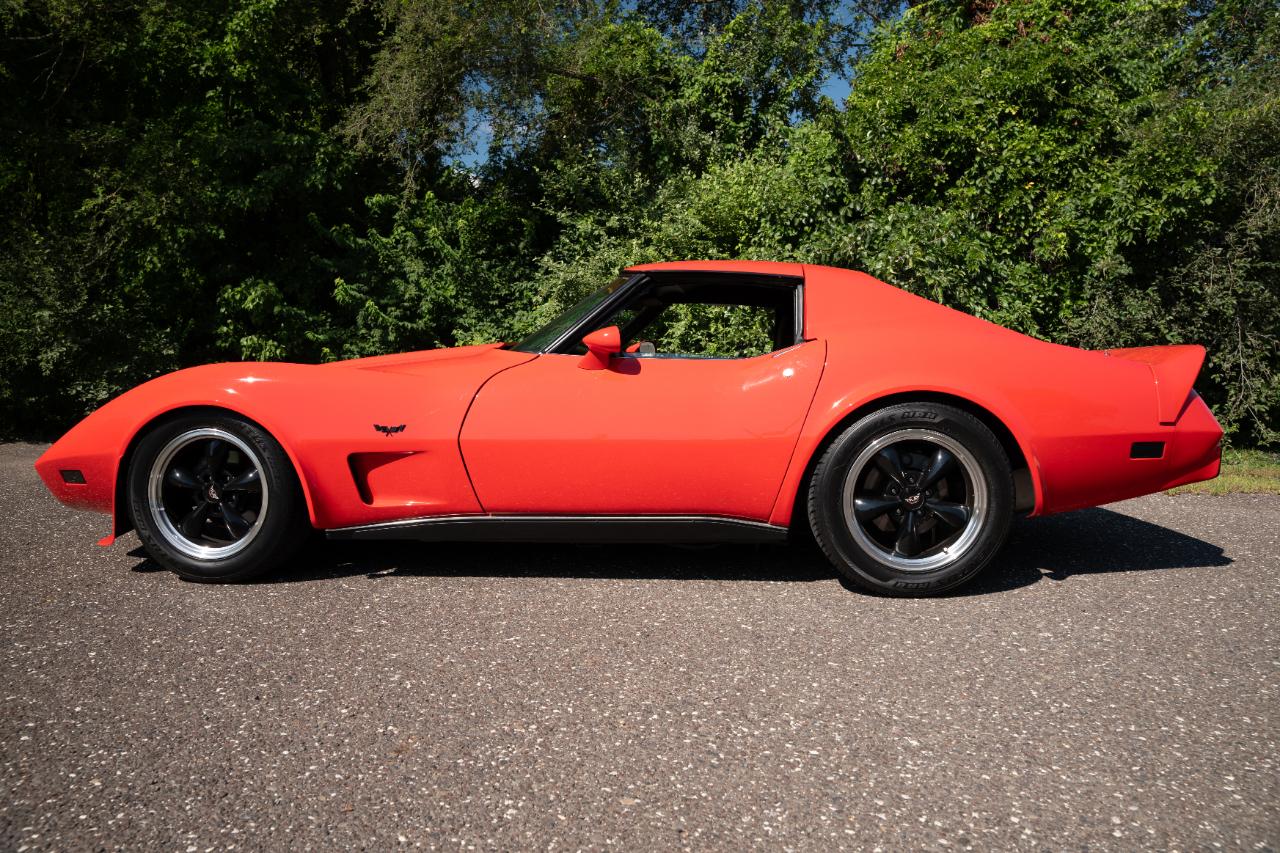 Chevrolet Corvette  1977