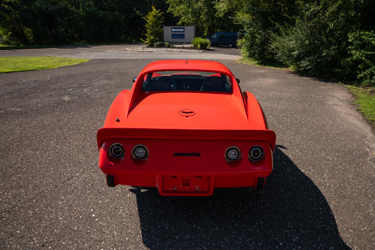 Chevrolet Corvette  1977