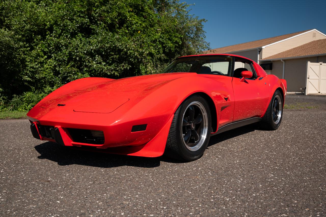 Chevrolet Corvette  1977