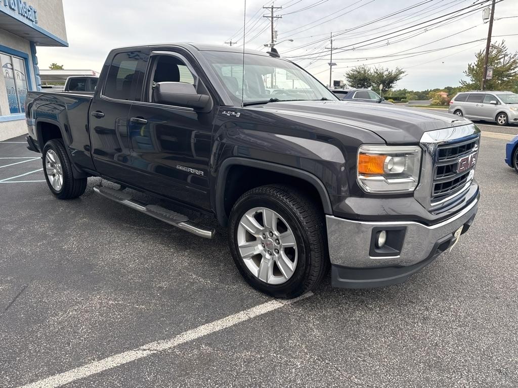 GMC Sierra 1500 4WD Double Cab 143.5" SLE 2015