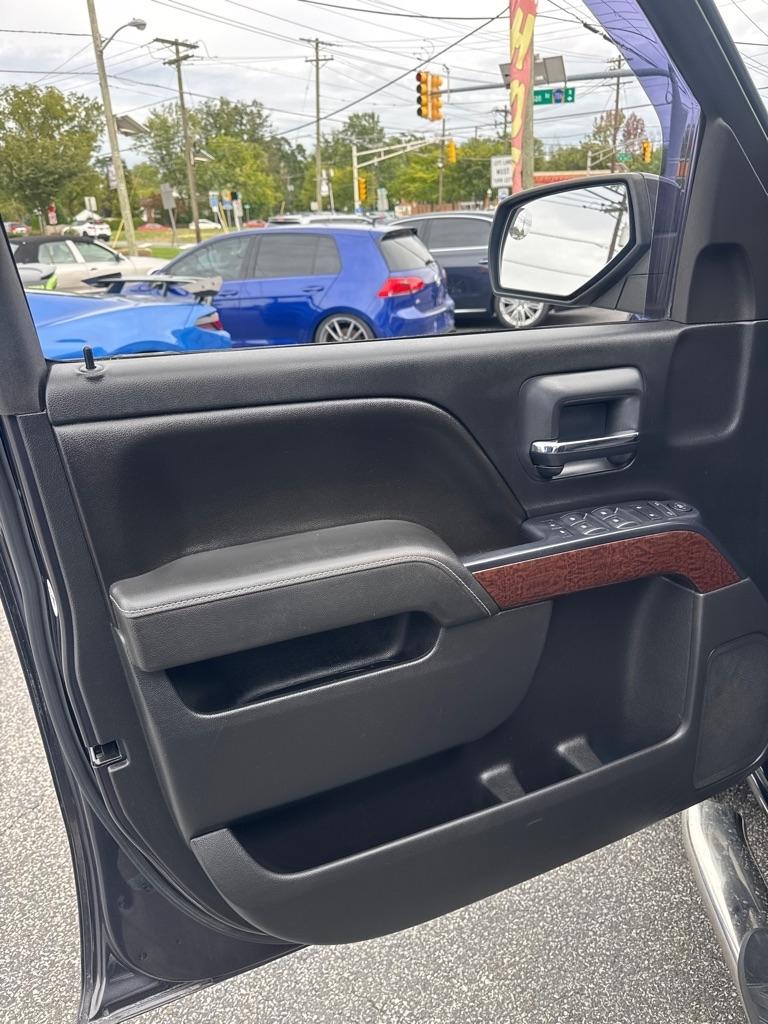 GMC Sierra 1500 4WD Double Cab 143.5" SLE 2015