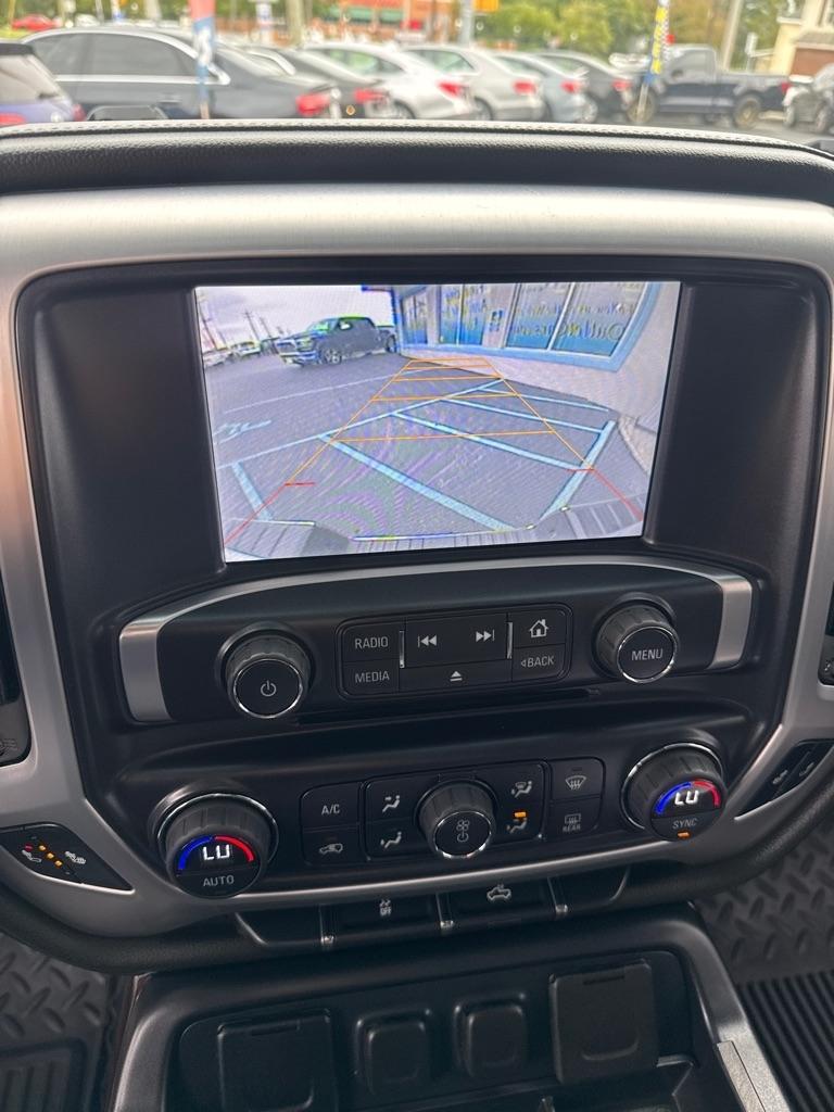 GMC Sierra 1500 4WD Double Cab 143.5" SLE 2015