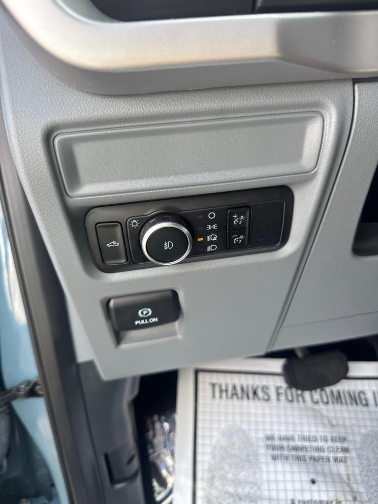 Ford F-150 XLT 4WD SuperCrew 5.5' Box 2023
