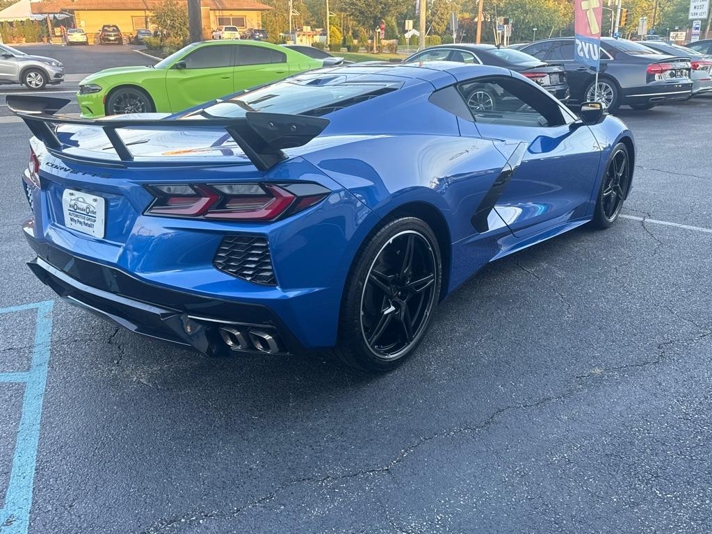 Chevrolet Corvette 2dr Stingray Cpe w/2LT 2021